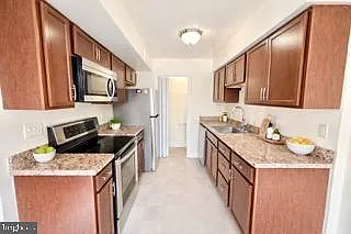 14905 Cleese Ct #E — Photo 5