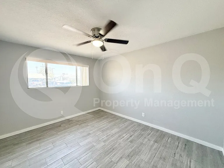 1718 W Auburn St — Photo 13