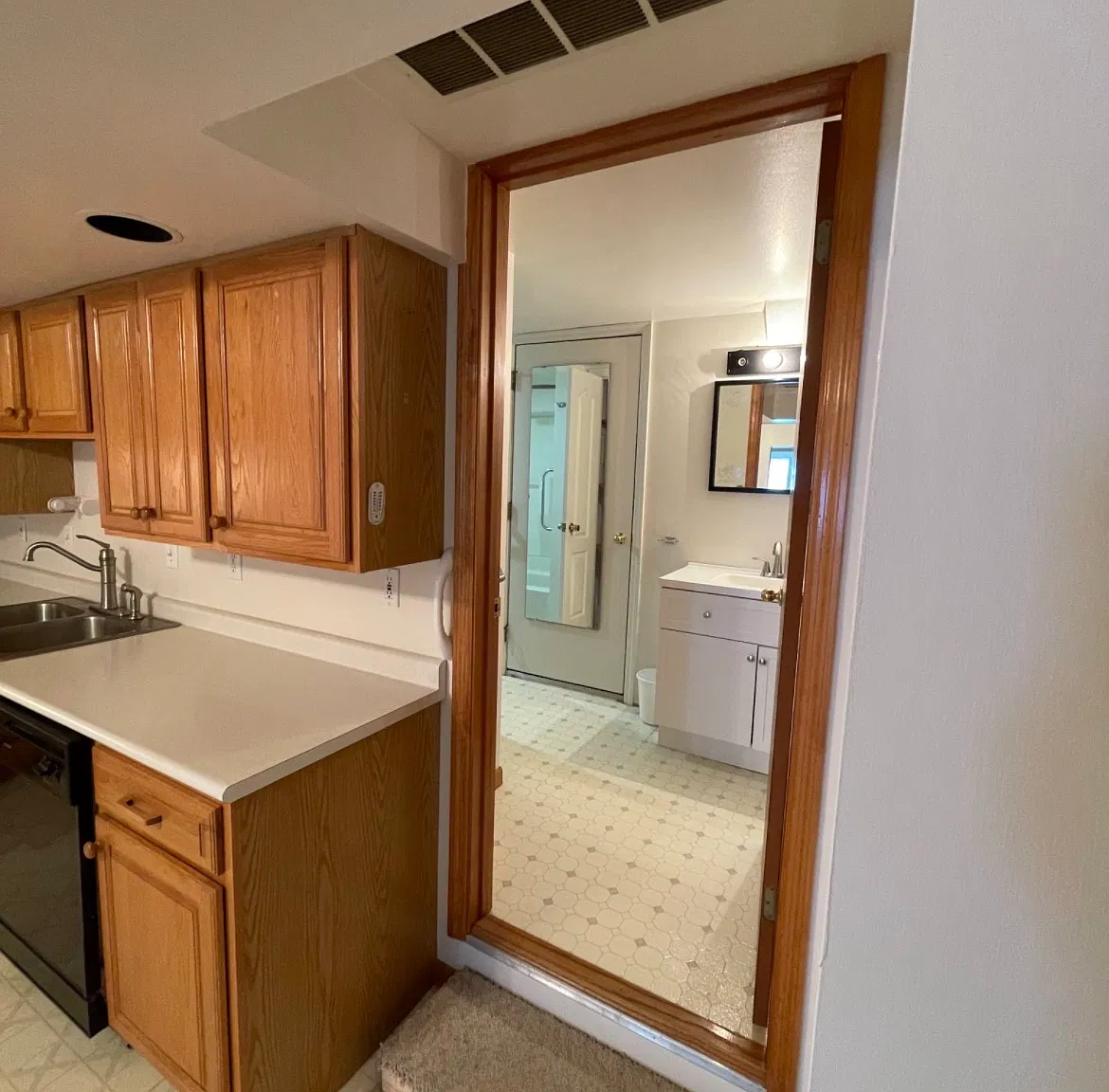 1 bed, $750 — Photo 4