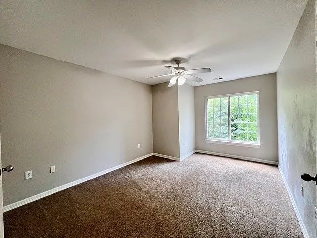 564 S Pierremont Dr #1 — Photo 18