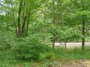 3660 Bankers Rd, Hillsdale, MI 49242