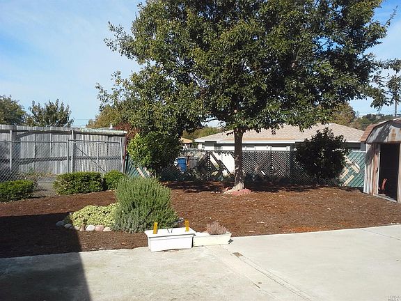 2nd image of 9 Alamo Ct