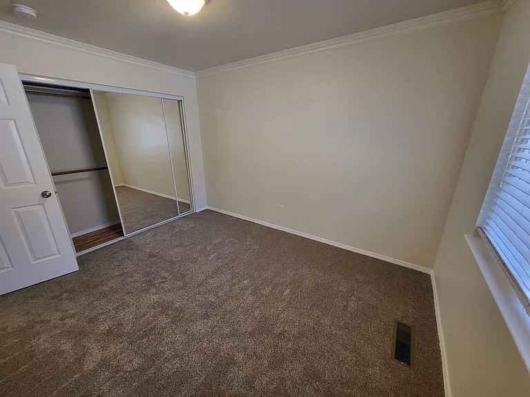 1436 Gregg St — Photo 8
