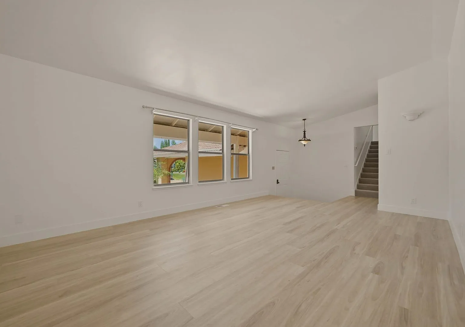 3-Bedroom, 2-Bath Brown's Valley Home with Separate Owner Suite — Photo 4