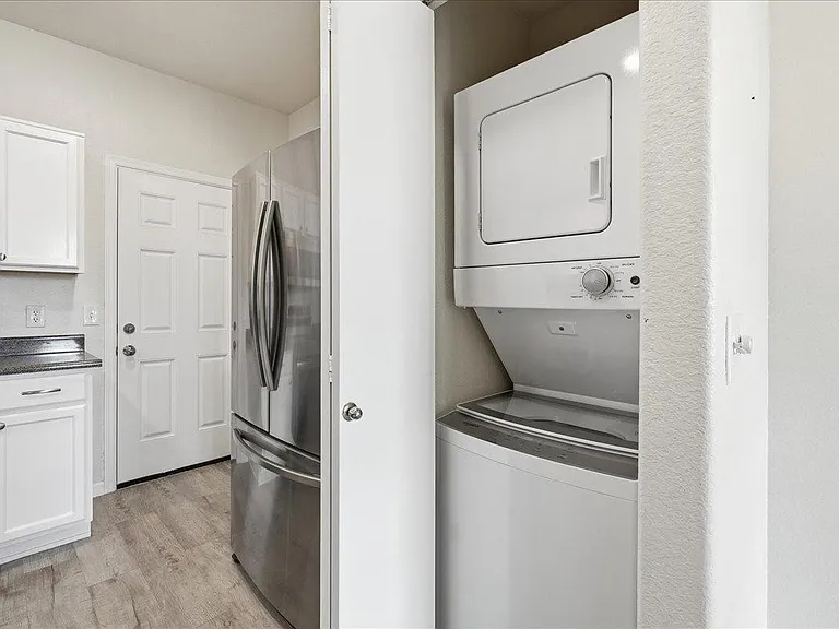 1633 E Lakeside Dr #63 — Photo 18