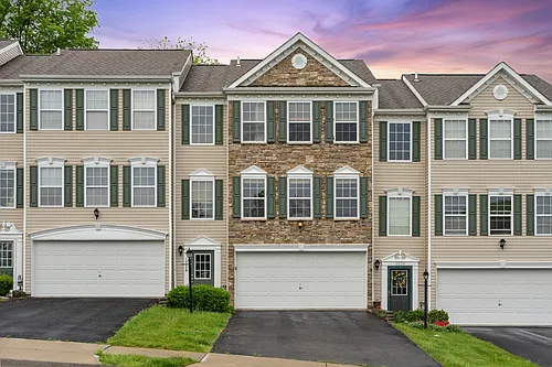 1228 Gneiss Dr Photo 1
