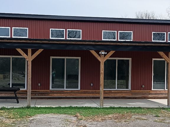 2nd image of 4380 Veals Rd