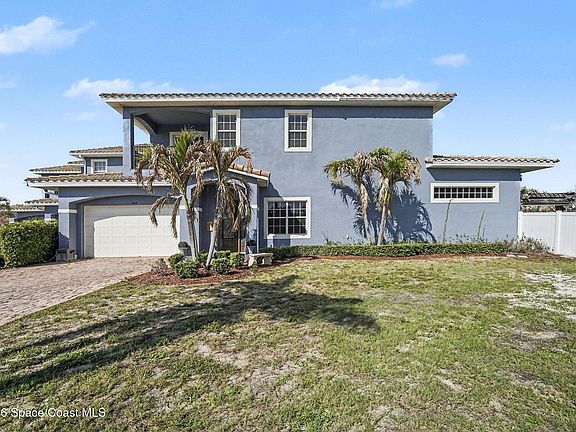 3rd image of 106 Mediterranean Way