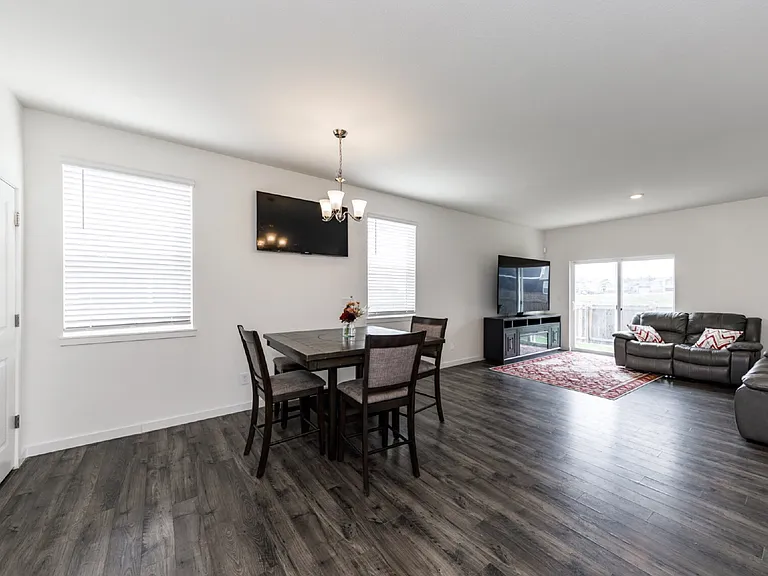 10213 Castor Dr — Photo 8