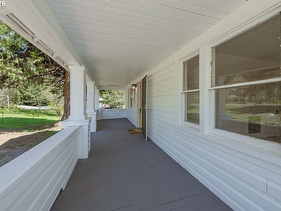 3rd image of 412 Azalea Glen Rd