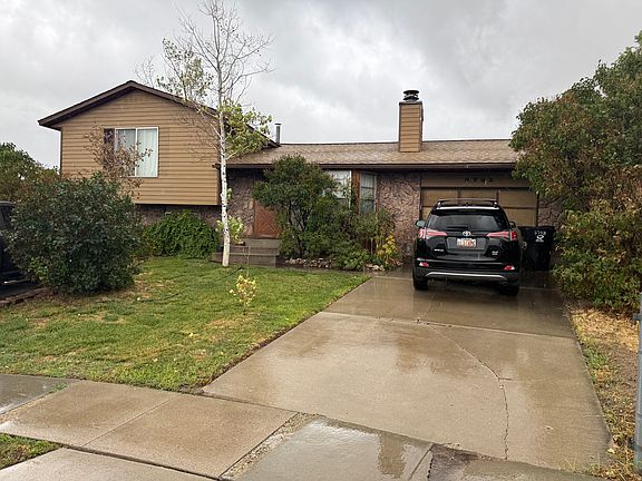 2nd image of 3703 S Shotgun Cir