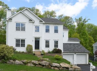 865 Ravine Rd, Lake Hopatcong, NJ 07849