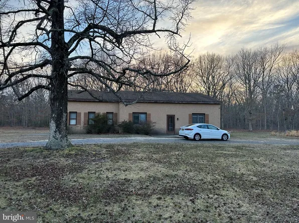 186 Tuckahoe Rd, Estell Manor, NJ 08319