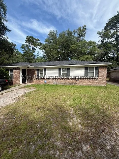 9406 Dunwoody Dr