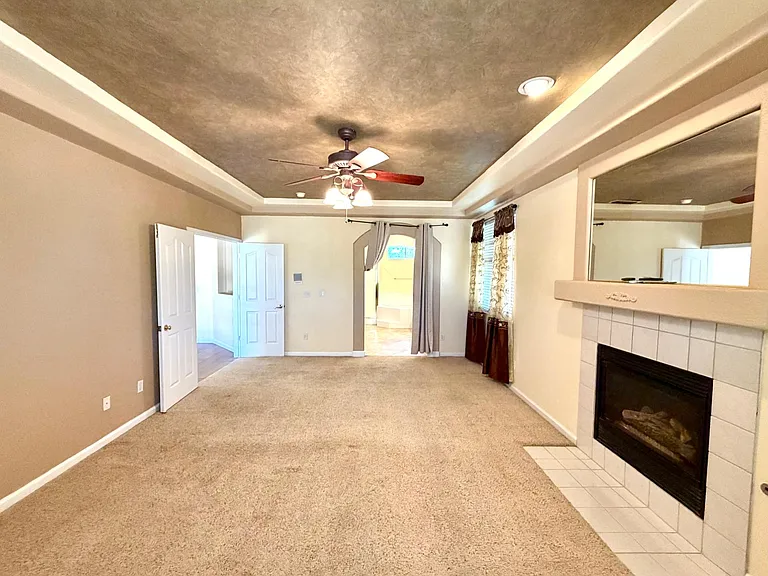 497 Williams St — Photo 34