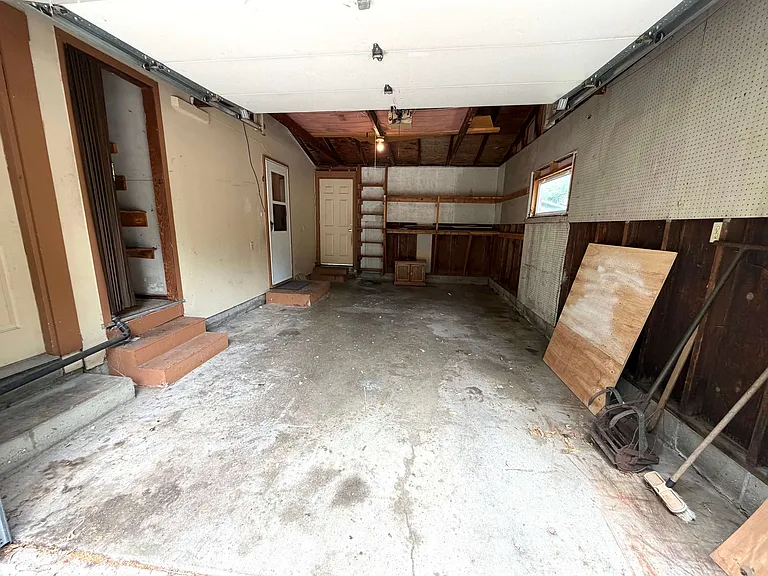 1309 Legeros Dr — Photo 28