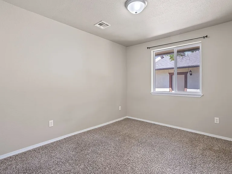 973 E Congress St #1 — Photo 10