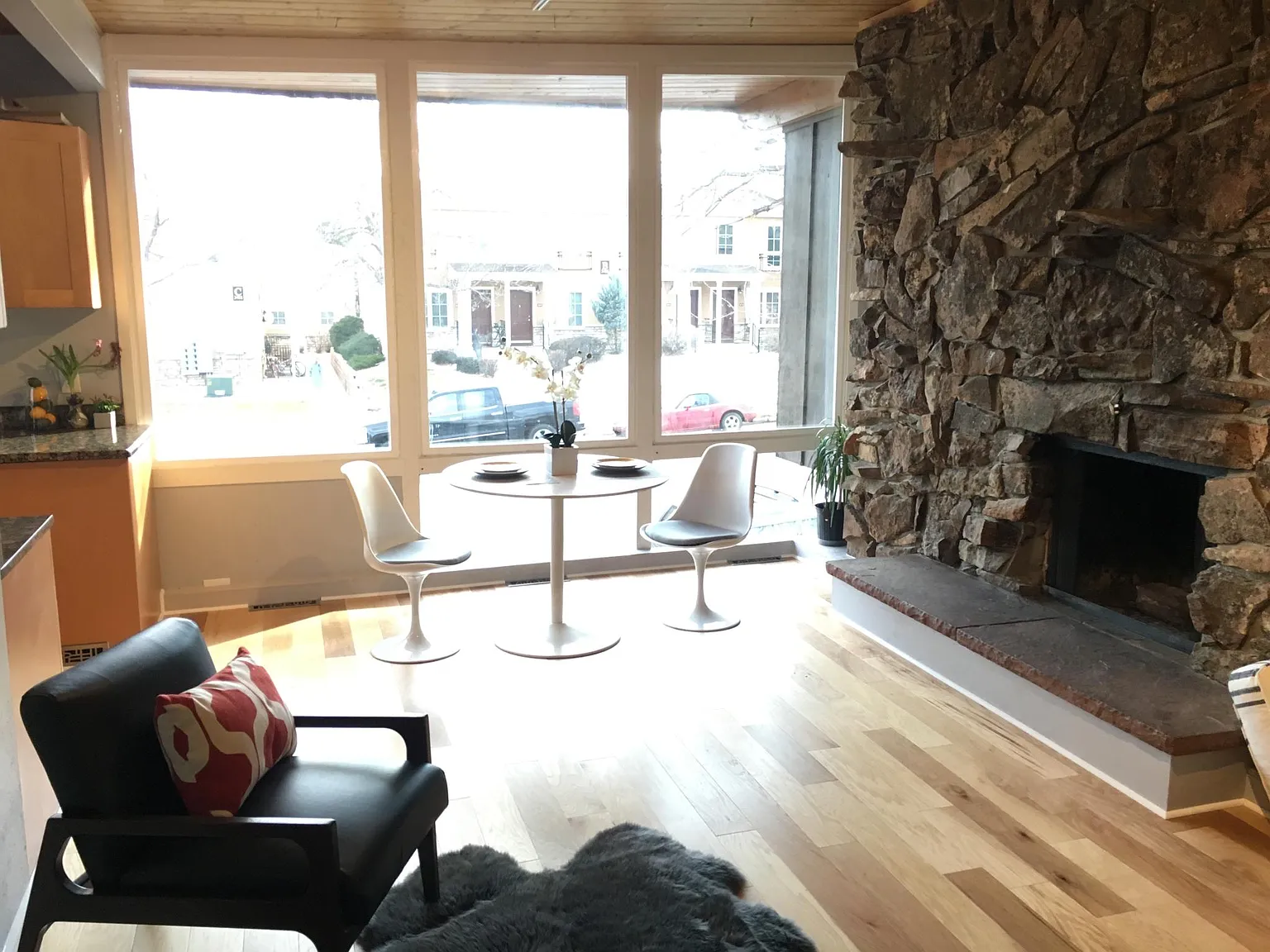 3407 Stanford Ave — Photo 1