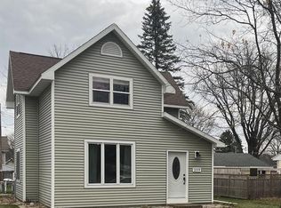 209 Division St, Rio, WI 53960
