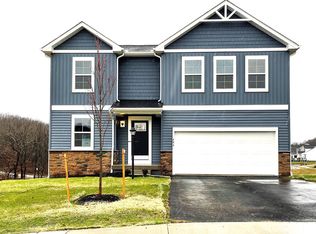 406 Curtis Ct, New Stanton, PA 15639