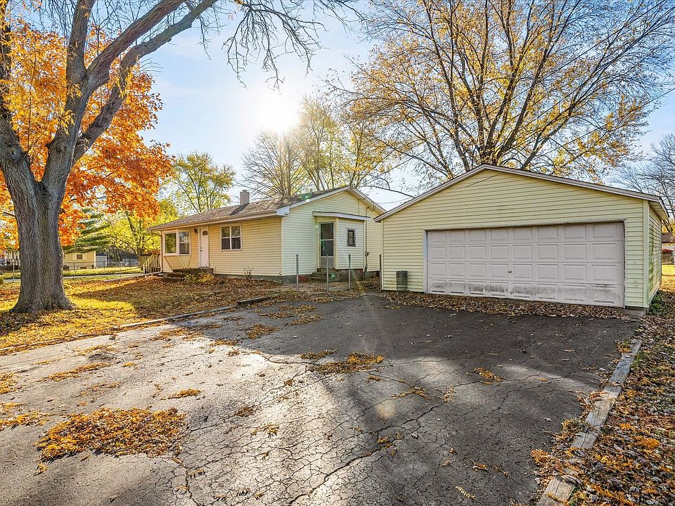 2310 Countryside Ave, Montgomery, IL 60538 Zillow