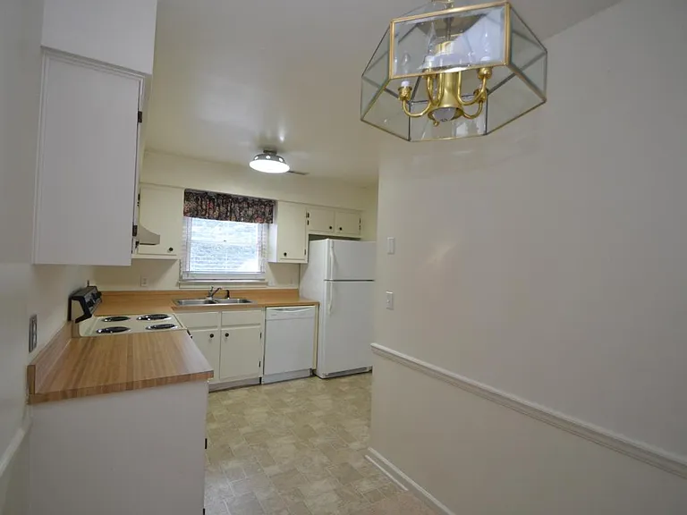 700 Rife Rd #11F — Photo 2