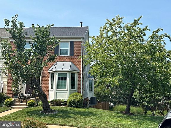 2nd image of 43498 Blacksmith Sq