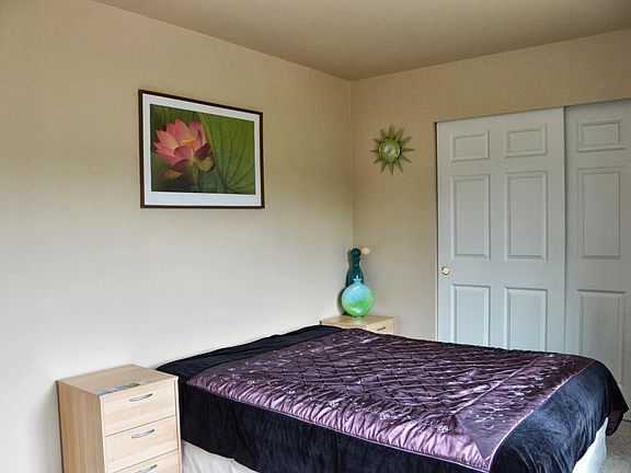 4th image of 33824 SE Odell St