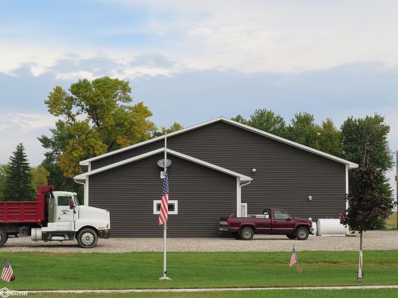 3rd image of 1350 Gull Ave