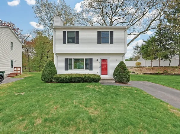 3 Jrs Ln, Franklin, MA 02038