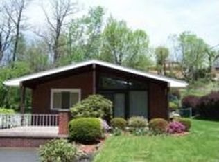 735 Braddock Rd, Pittsburgh, PA 15221