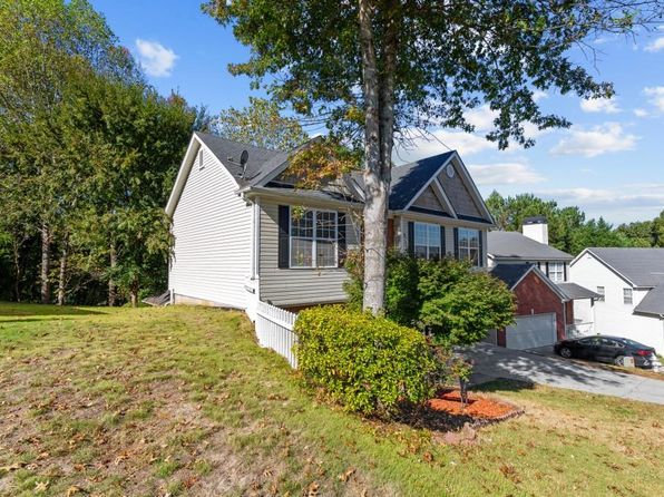 2140 Wildcat Cliffs Way, Lawrenceville, GA 30043