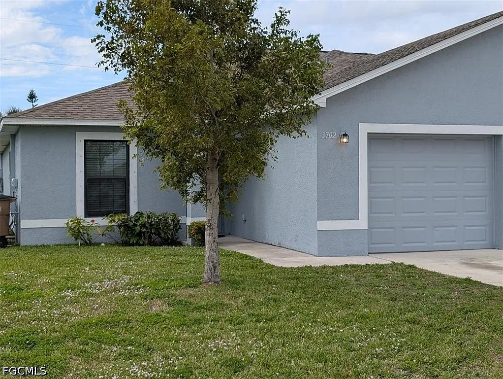 3 bed, 2.0 bath, 1209 sqft, $1,500 — Photo 1