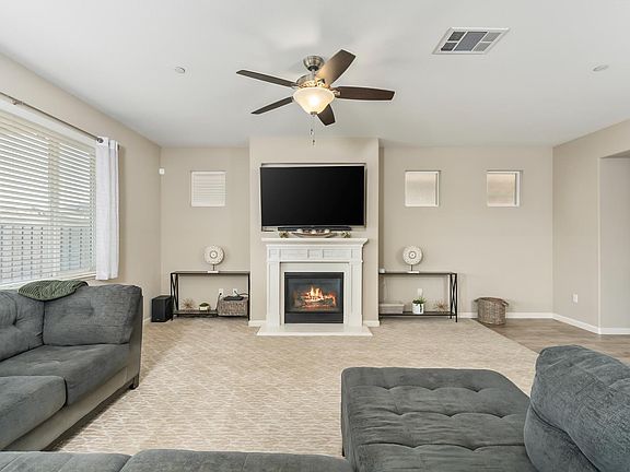 3rd image of 625 Guild Rd
