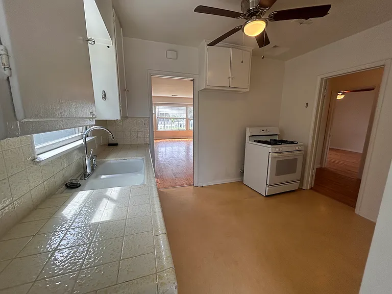 6156 Fair Ave — Photo 11