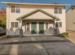 242 SE 106th Ave, Portland, OR 97216