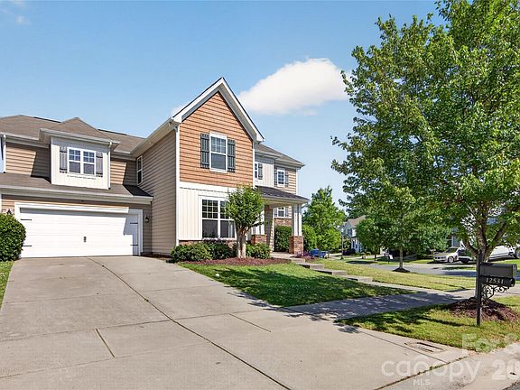 4th image of 12531 Surreykirt Ln