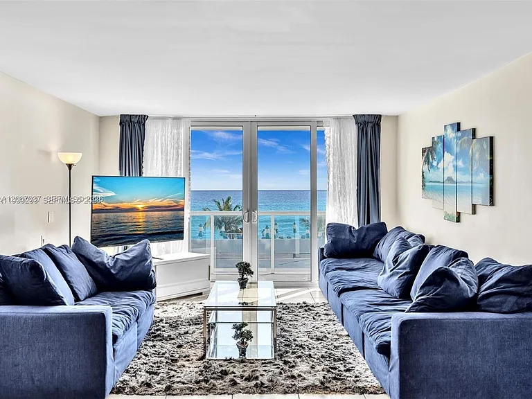 3140 S Ocean Dr #206 — Photo 17