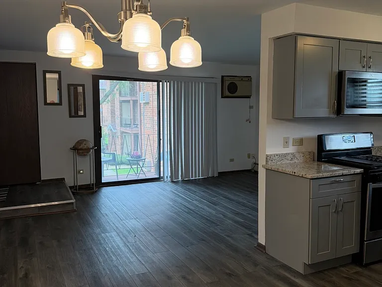 15744 Lake Dr #2 — Photo 2