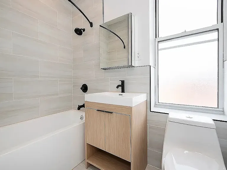 614 Knickerbocker Ave #2L — Photo 6