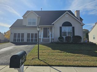 33 Stone Gate Dr, Little Egg Harbor, NJ 08087
