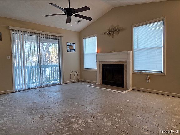 5th image of 1002 Brookhollow Dr APT 12