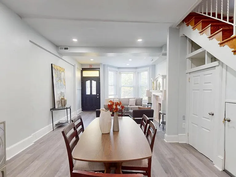 1228 Fairmont St NW — Photo 7