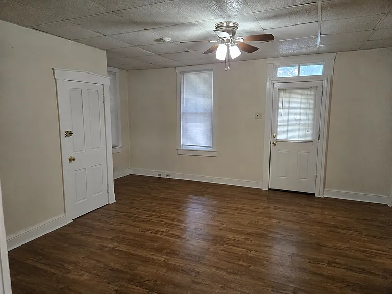 135 W. Charlotte St. — Photo 7