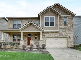 1232 Yarrow St, Matthews, NC 28105