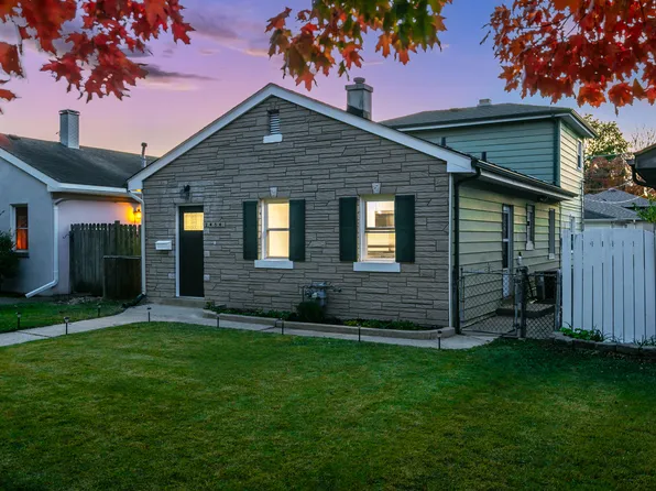 2454 Elm St, River Grove, IL 60171