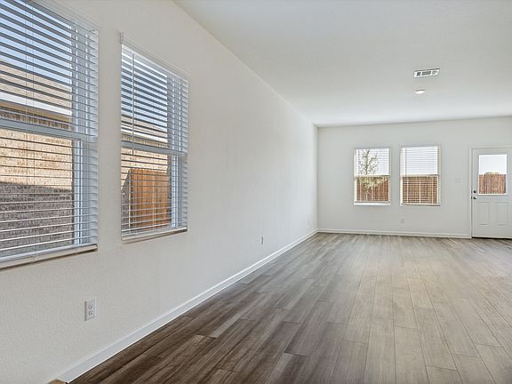 3rd image of 2200 Meadow Park Dr