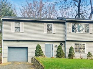 574 Belden Hill Rd, Norwalk, CT 06850