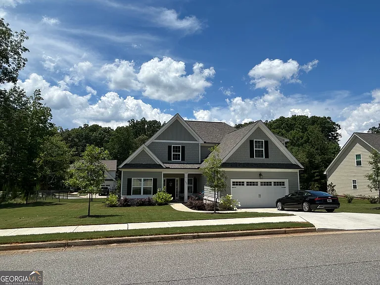 205 Solihull Ln — Photo 2