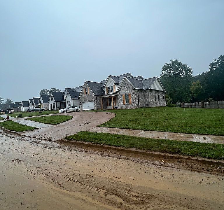 1st image of 1807 Bristol Dr